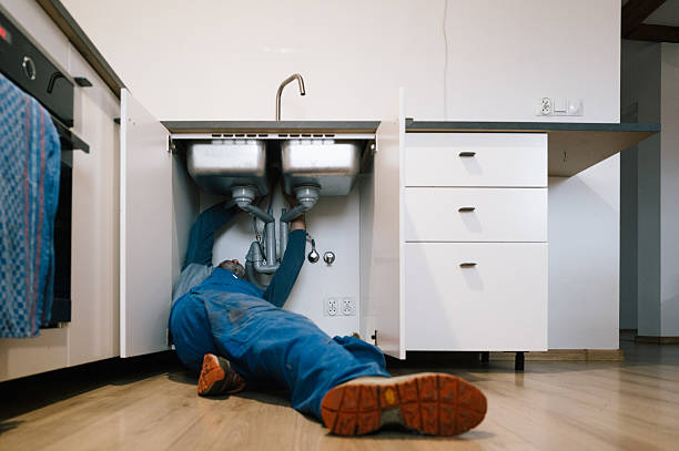 Professional Leak Detection technician working in Berwyn, PA